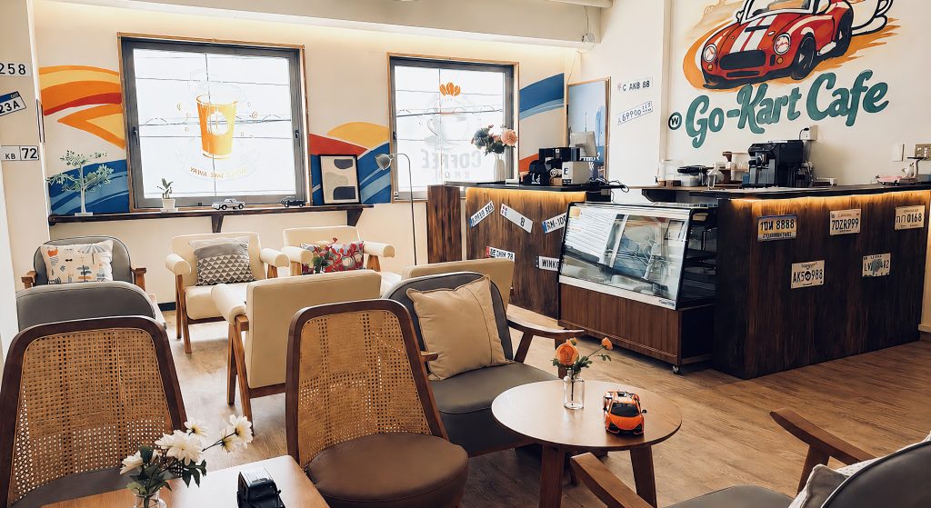 W Go-Kart Osaka lounge at the Shinmachi tour base